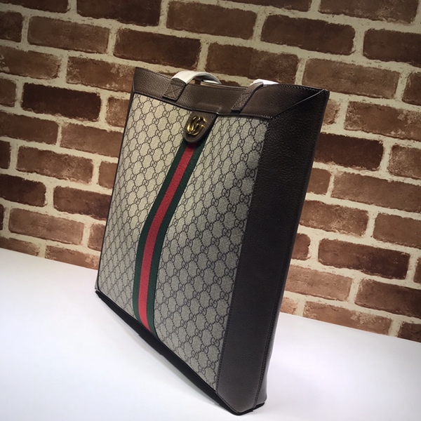 グッチバッグ背面デザイン